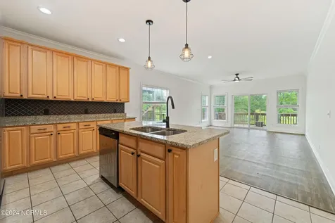 71 Court Street Jacksonville NC 28540