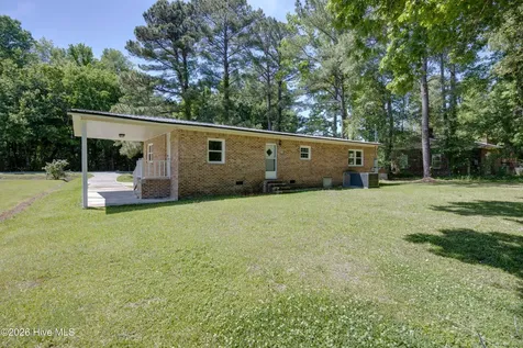 1995 Bear Trap Road Williamston NC 27892