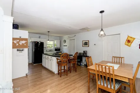 408 Old Folkstone Road Holly Ridge NC 28445