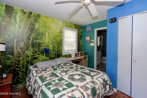 408 Old Folkstone Road Holly Ridge NC 28445
