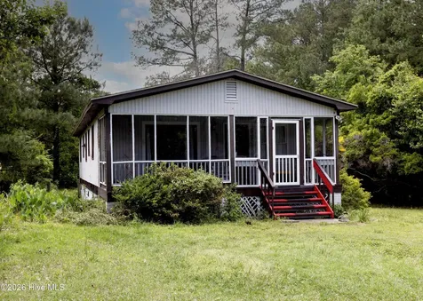 408 Old Folkstone Road Holly Ridge NC 28445