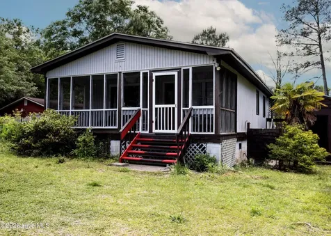 408 Old Folkstone Road Holly Ridge NC 28445