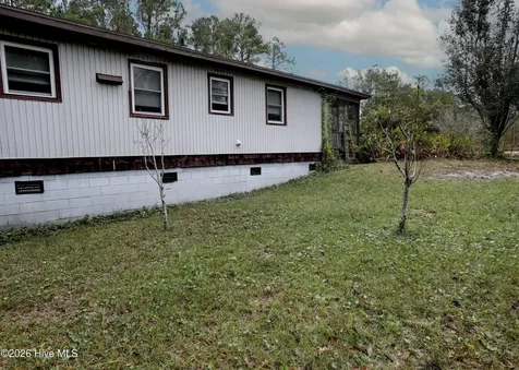 408 Old Folkstone Road Holly Ridge NC 28445