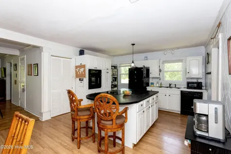 408 Old Folkstone Road Holly Ridge NC 28445