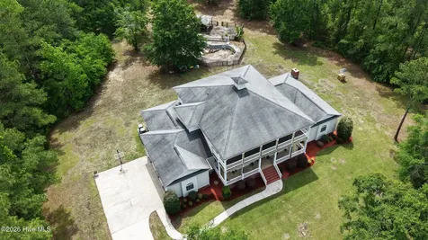 1016 Wiley Gaskins Road Grifton NC 28530