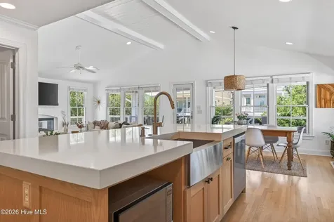 30 W Greensboro Street Wrightsville Beach NC 28480