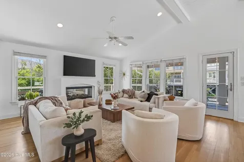 30 W Greensboro Street Wrightsville Beach NC 28480