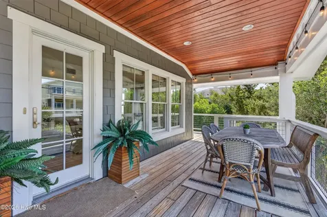 30 W Greensboro Street Wrightsville Beach NC 28480