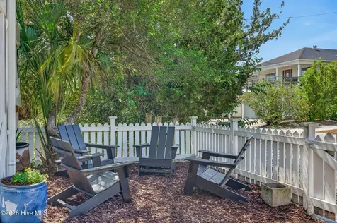 30 W Greensboro Street Wrightsville Beach NC 28480
