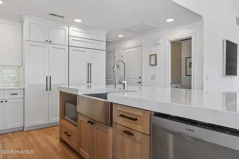 30 W Greensboro Street Wrightsville Beach NC 28480