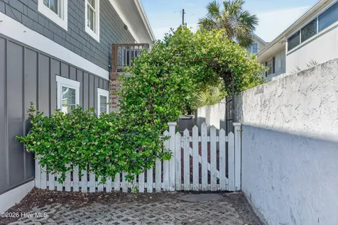 30 W Greensboro Street Wrightsville Beach NC 28480