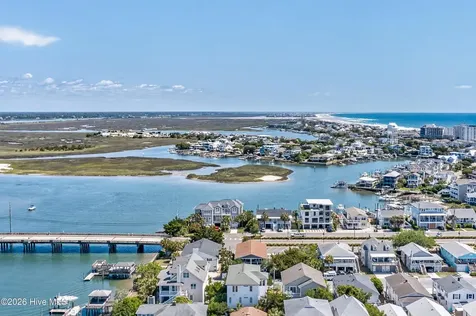30 W Greensboro Street Wrightsville Beach NC 28480