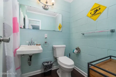207 E Terminal Boulevard Atlantic Beach NC 28512