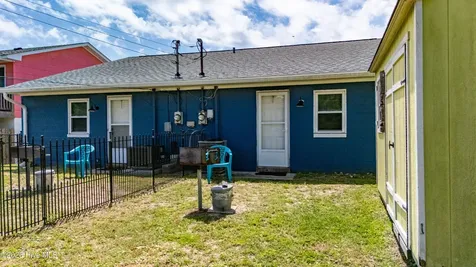 207 E Terminal Boulevard Atlantic Beach NC 28512