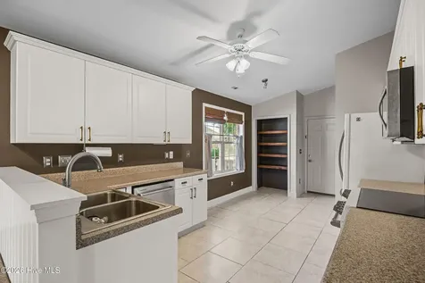 4932 Coronado Drive Wilmington NC 28409