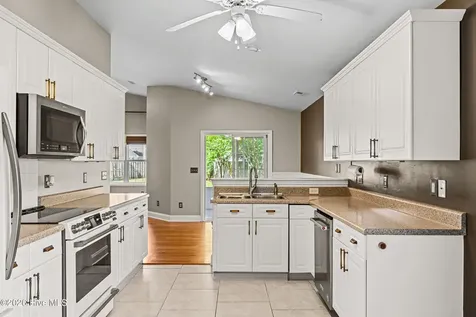 4932 Coronado Drive Wilmington NC 28409