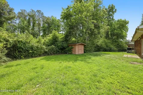 39 Cornell Drive Jacksonville NC 28546
