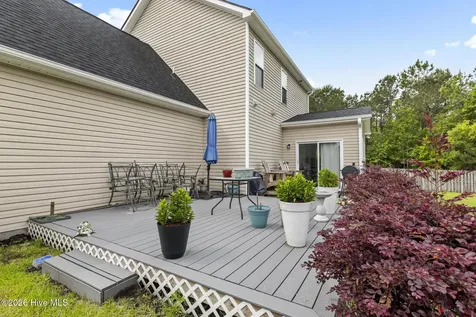 231 Admiral Court Sneads Ferry NC 28460