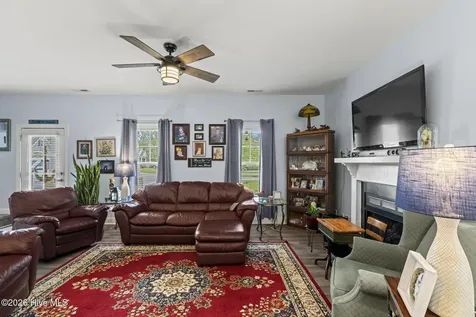 231 Admiral Court Sneads Ferry NC 28460