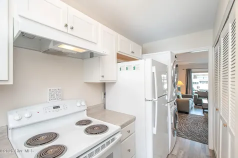 277 Salter Path Road Pine Knoll Shores NC 28512