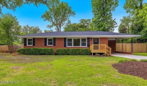 203 Sunnyvale Drive Wilmington NC 28412