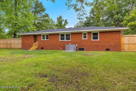 203 Sunnyvale Drive Wilmington NC 28412