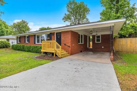 203 Sunnyvale Drive Wilmington NC 28412