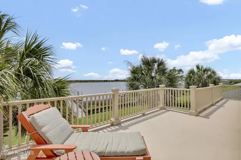 650 Red Fox Trail Hampstead NC 28443