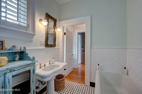 1404 National Avenue New Bern NC 28560