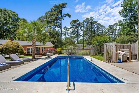 621 Decatur Drive Wilmington NC 28403