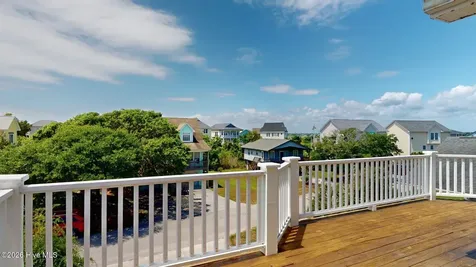 58 N Ridge Surf City NC 28445