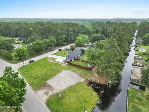 119 Vincent Drive Moyock NC 27958