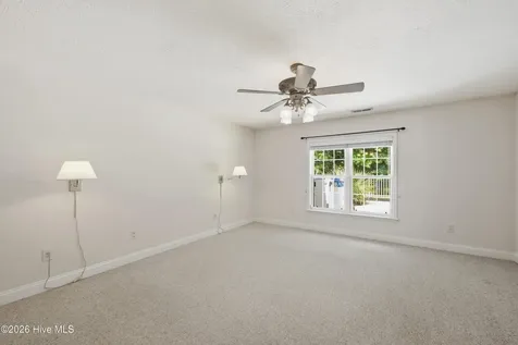 320 Neuchatel Road New Bern NC 28562