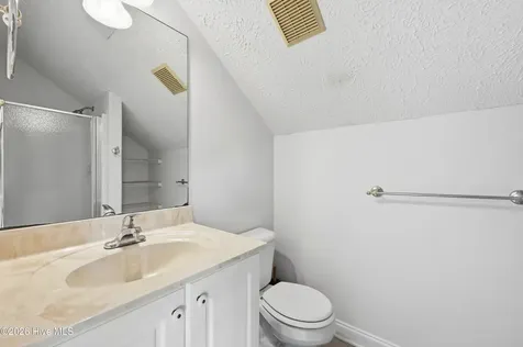 320 Neuchatel Road New Bern NC 28562