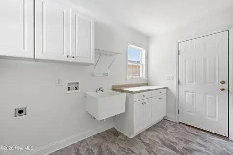 320 Neuchatel Road New Bern NC 28562