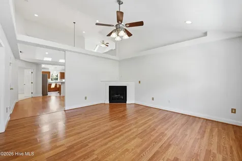 320 Neuchatel Road New Bern NC 28562