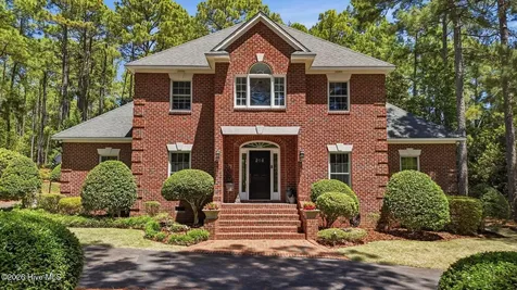216 Plantation Drive Southern Pines NC 28387