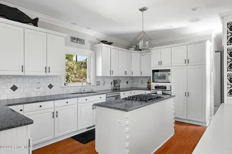 216 Plantation Drive Southern Pines NC 28387
