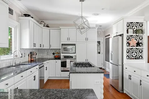 216 Plantation Drive Southern Pines NC 28387