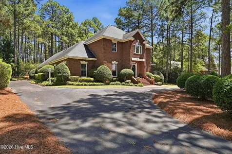 216 Plantation Drive Southern Pines NC 28387