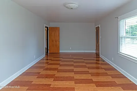 1801 E Azalea Drive Goldsboro NC 27530