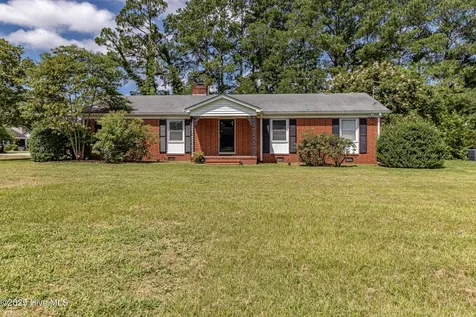 1801 E Azalea Drive Goldsboro NC 27530