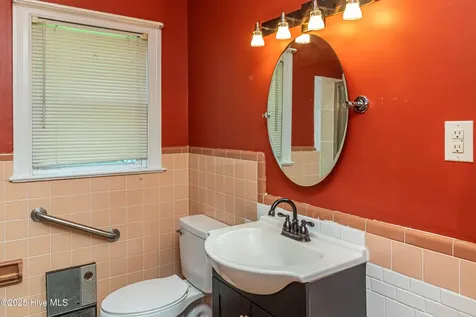 1801 E Azalea Drive Goldsboro NC 27530