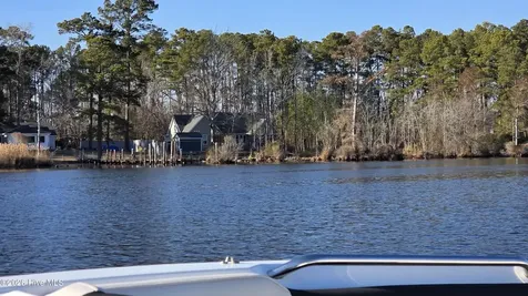 199 Dogwood Trail Elizabeth City NC 27909