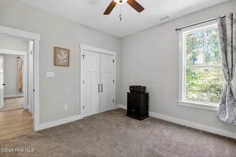 199 Dogwood Trail Elizabeth City NC 27909