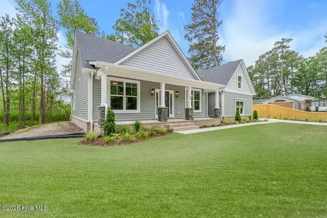 199 Dogwood Trail Elizabeth City NC 27909