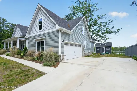 199 Dogwood Trail Elizabeth City NC 27909