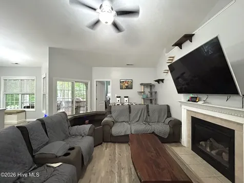 304 Weatherford Drive Jacksonville NC 28540