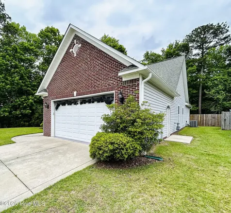 304 Weatherford Drive Jacksonville NC 28540