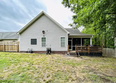304 Weatherford Drive Jacksonville NC 28540